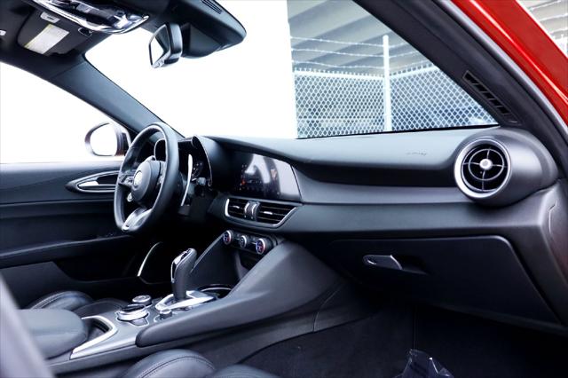 2022 Alfa Romeo Giulia Veloce AWD