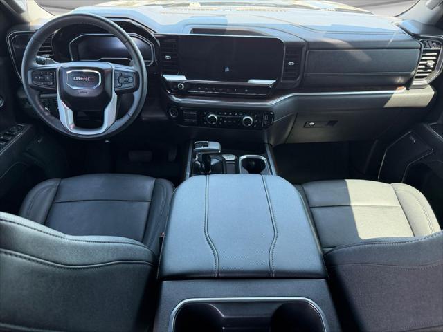 2024 GMC Sierra 1500 4WD Crew Cab Short Box SLT