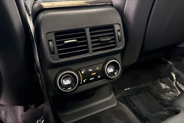 2025 Land Rover Range Rover Velar P400 Dynamic HSE