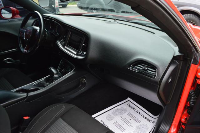 2021 Dodge Challenger SXT