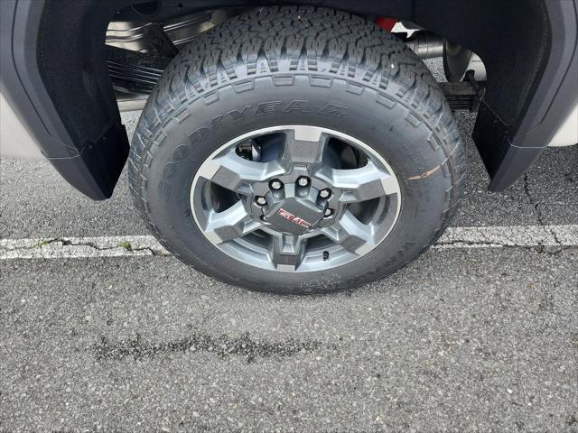 2026 GMC Sierra 2500HD Crew Cab, Standard Bed, SLE, 4WD