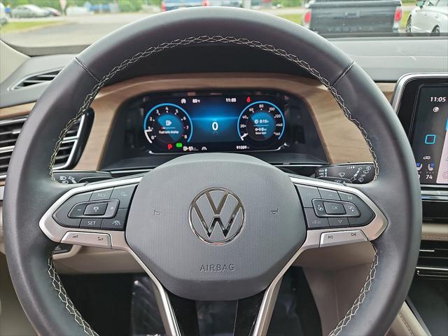 2024 Volkswagen Atlas 2.0T SE w/Technology