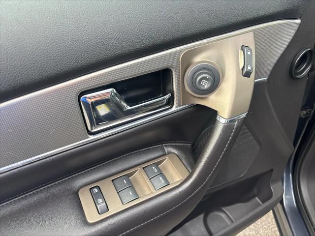 2013 Lincoln MKX AWD 4dr