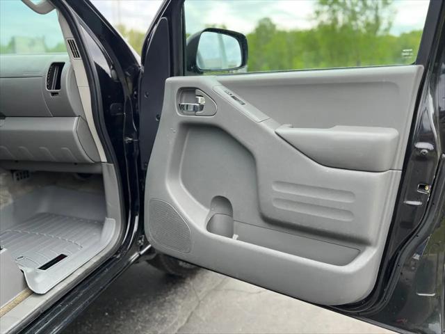 2016 Nissan Frontier SV