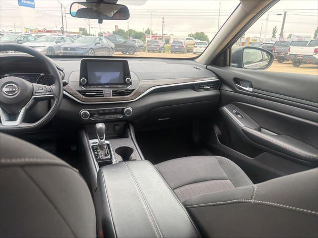 2025 Nissan Altima SV FWD