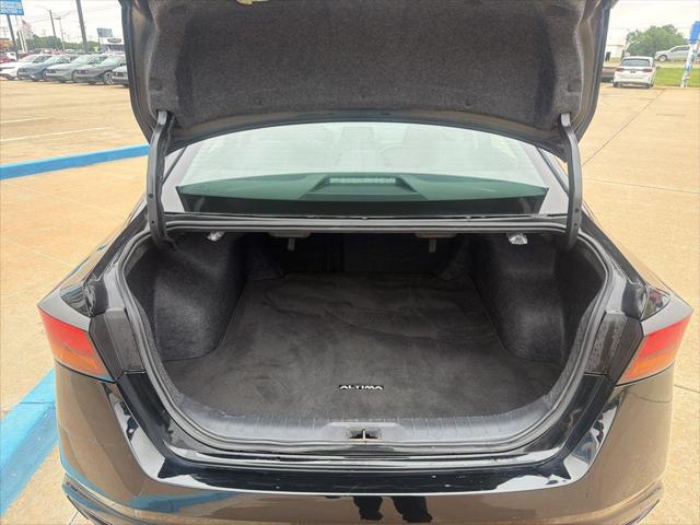 2025 Nissan Altima SV FWD