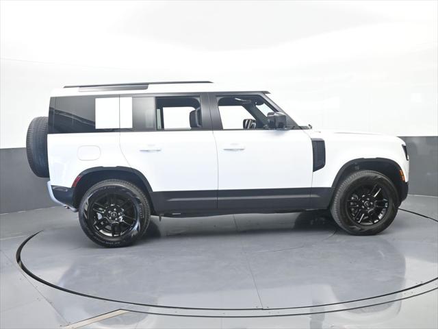 2025 Land Rover Defender 110 P300