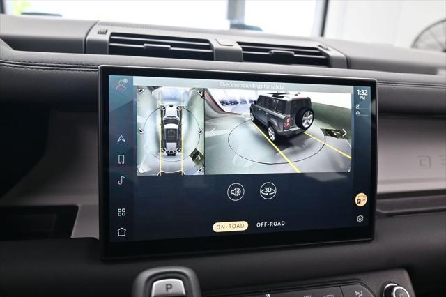 2025 Land Rover Defender 110 P300