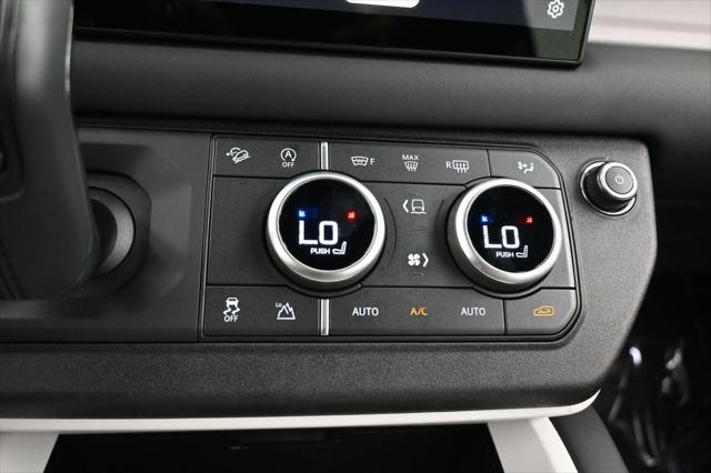 2025 Land Rover Defender 110 P300