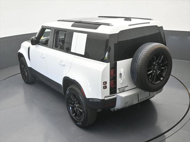 2025 Land Rover Defender 110 P300