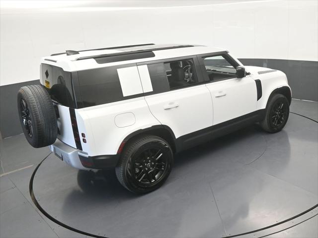 2025 Land Rover Defender 110 P300