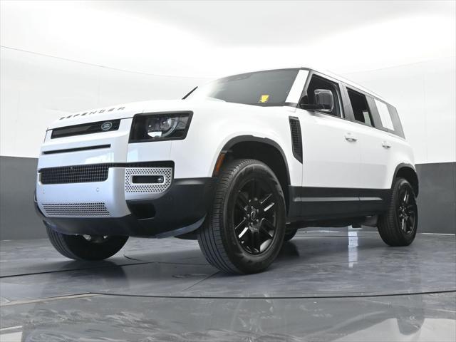 2025 Land Rover Defender 110 P300
