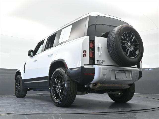 2025 Land Rover Defender 110 P300