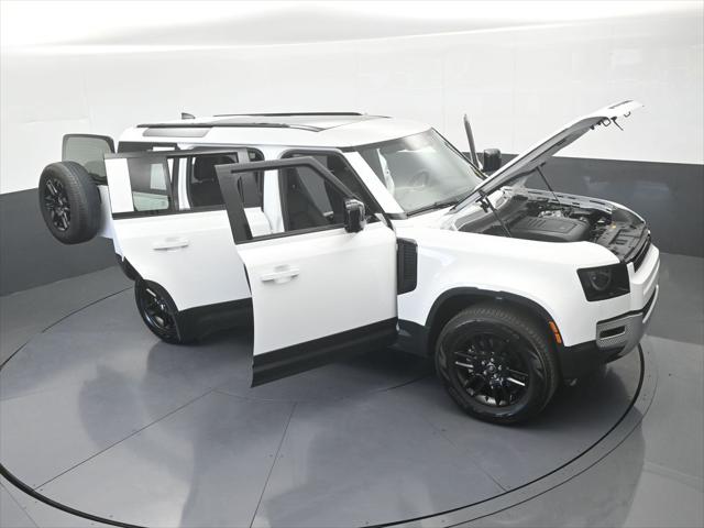 2025 Land Rover Defender 110 P300