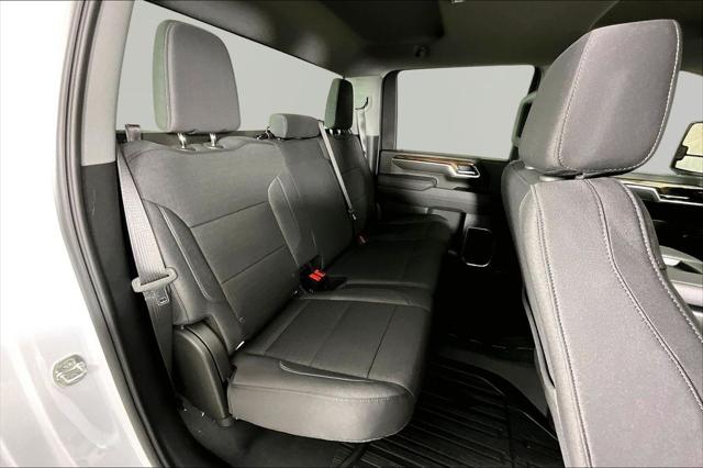 2026 GMC Sierra 2500HD Crew Cab, Standard Bed, SLE, 4WD