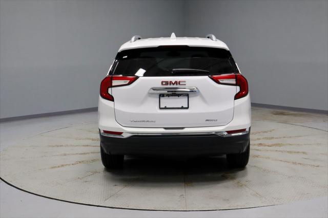2024 GMC Terrain AWD SLT