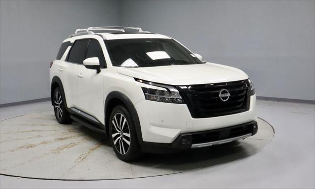 2024 Nissan Pathfinder Platinum 4WD for sale near Groveport, OH