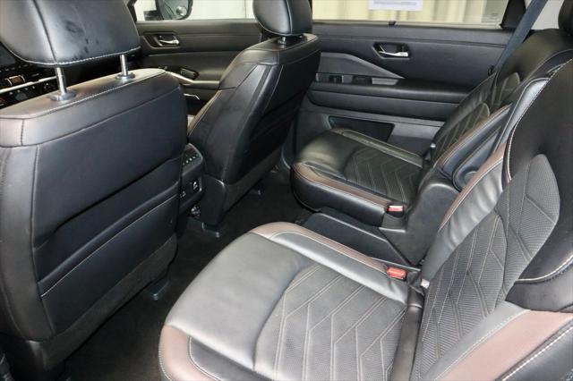 2024 Nissan Pathfinder Platinum 4WD
