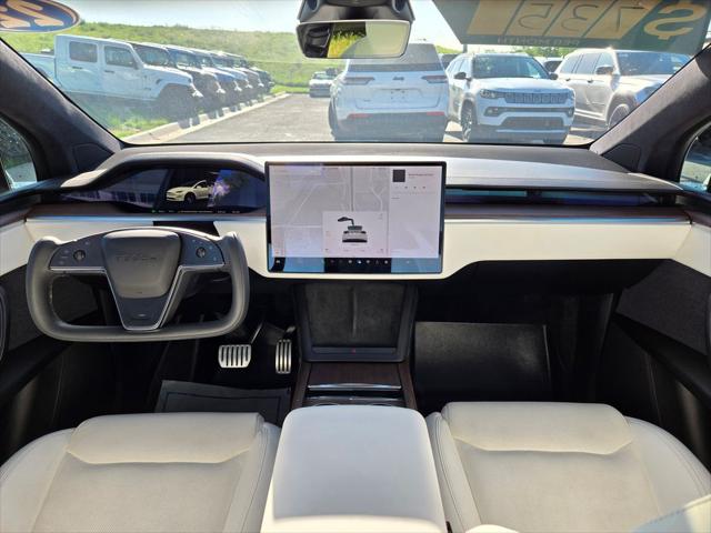 2022 Tesla Model X Dual Motor All-Wheel Drive