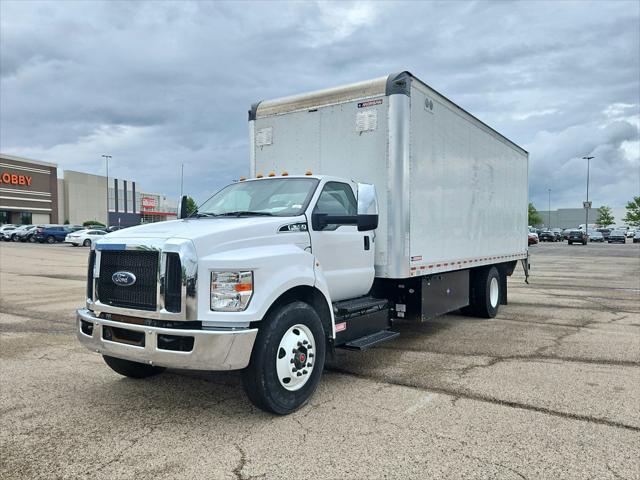 2023 Ford F-650 Base