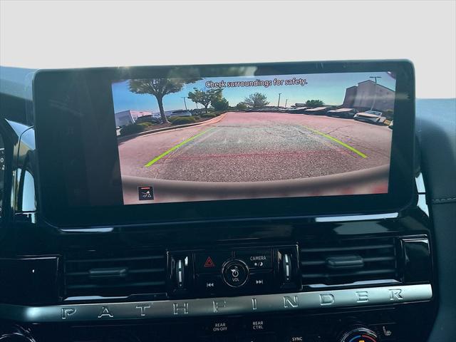 2026 Nissan Pathfinder SV