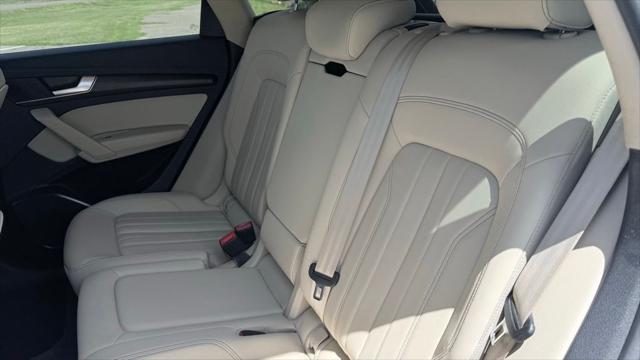 2022 Audi Q5 Premium 45 TFSI S line quattro S tronic