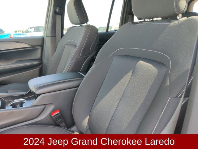 2024 Jeep Grand Cherokee Laredo 4x2