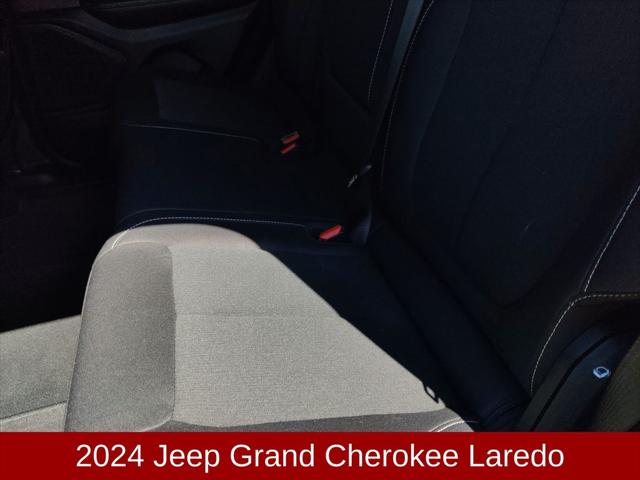 2024 Jeep Grand Cherokee Laredo 4x2