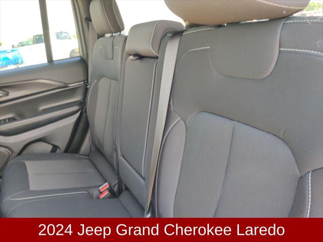 2024 Jeep Grand Cherokee Laredo 4x2