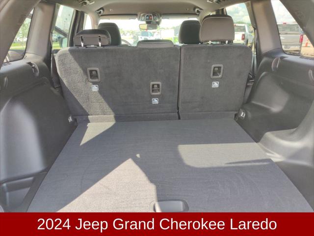 2024 Jeep Grand Cherokee Laredo 4x2