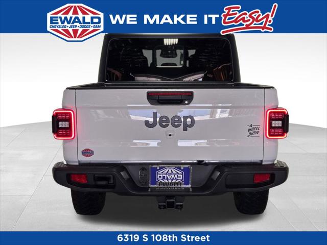 2026 Jeep Gladiator Sport