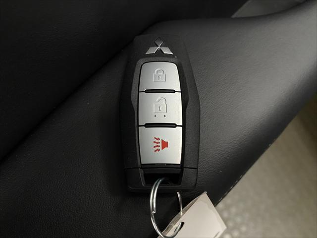 2026 Mitsubishi Outlander LE 1.5T S-AWC