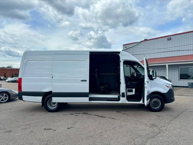 2023 Mercedes-Benz Sprinter 3500XD High Roof 4-Cyl Diesel HO