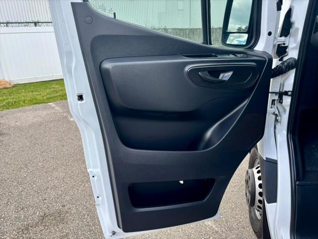 2023 Mercedes-Benz Sprinter 3500XD High Roof 4-Cyl Diesel HO
