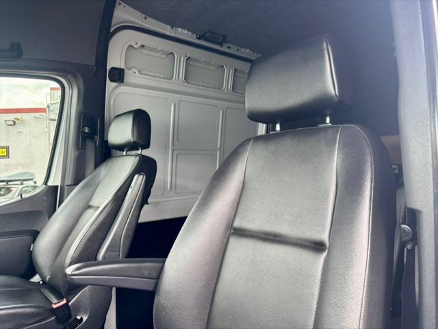 2023 Mercedes-Benz Sprinter 3500XD High Roof 4-Cyl Diesel HO