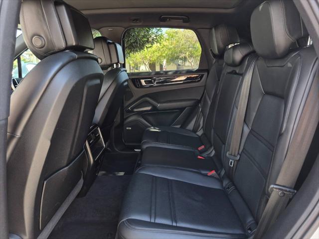 2019 Porsche Cayenne Base AWD 4dr SUV