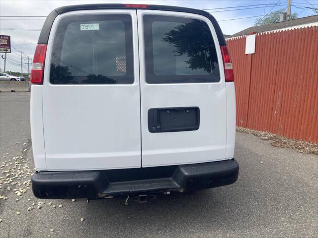 2019 GMC Savana 2500 Work Van