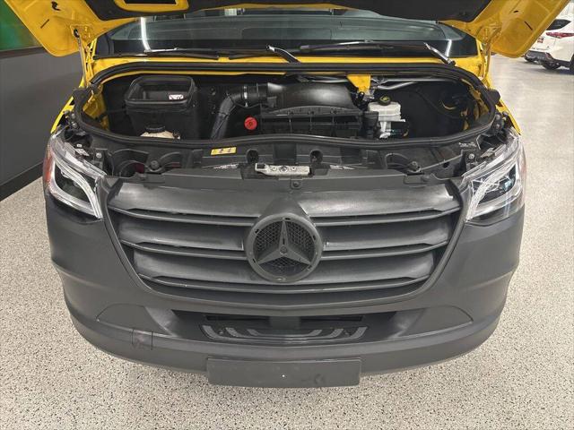 2021 Mercedes-Benz Sprinter 2500 High Roof I4