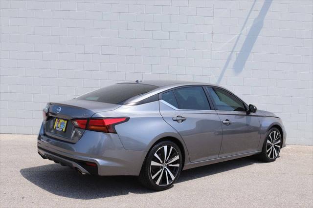 2022 Nissan Altima SR FWD