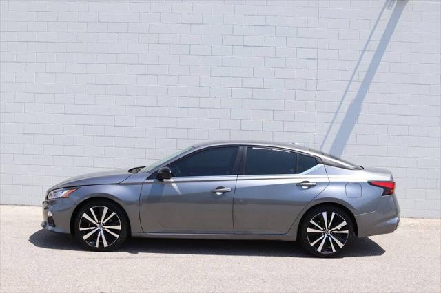 2022 Nissan Altima SR FWD