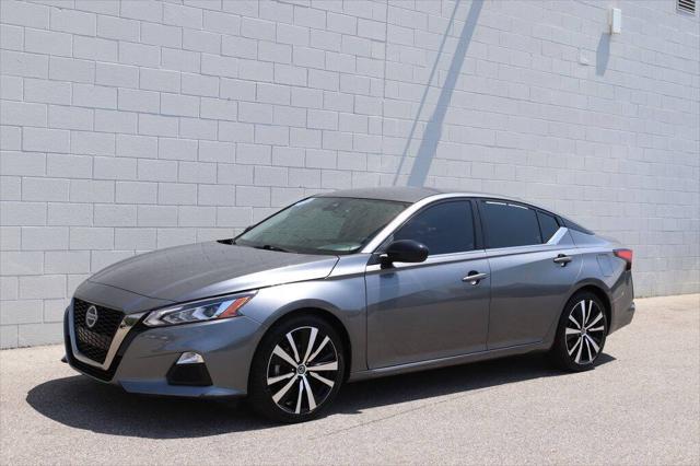 2022 Nissan Altima SR FWD