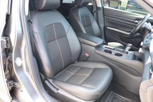 2022 Nissan Altima SR FWD