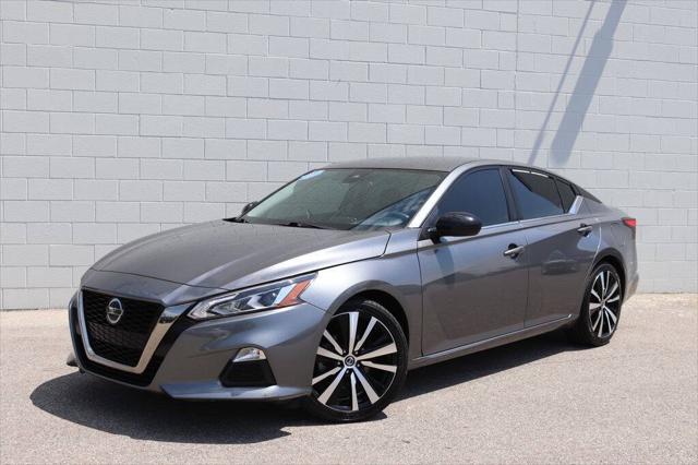 2022 Nissan Altima SR FWD