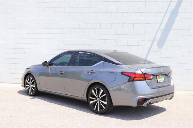 2022 Nissan Altima SR FWD