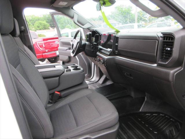 2023 Chevrolet Silverado 1500 4WD Crew Cab Standard Bed LT