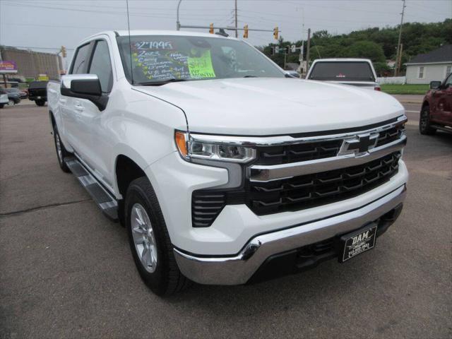 2023 Chevrolet Silverado 1500 4WD Crew Cab Standard Bed LT