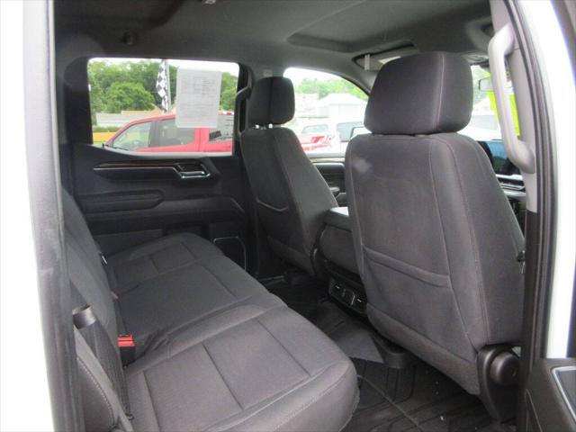 2023 Chevrolet Silverado 1500 4WD Crew Cab Standard Bed LT