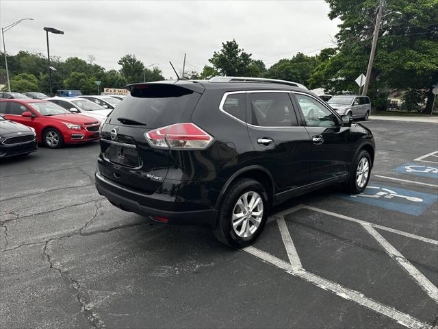 2016 Nissan Rogue SV