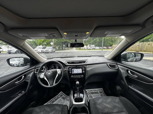 2016 Nissan Rogue SV