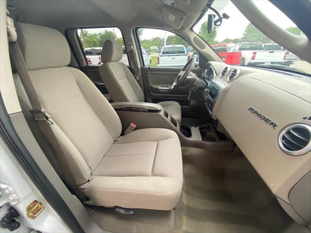 2006 Mitsubishi Raider Duro Cross V8